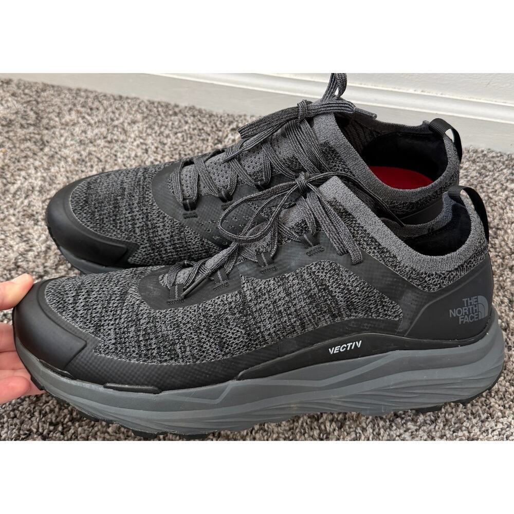 The North Face vectiv escape trail running shoe men's size 12.5